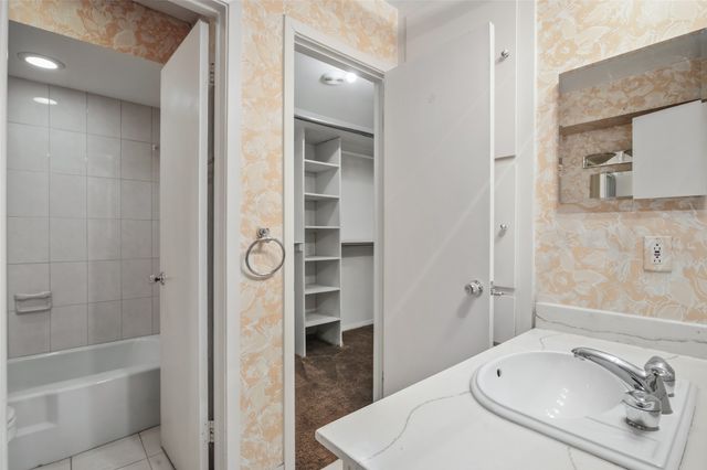 15721 Mapleview Circle, Dallas, TX 75248