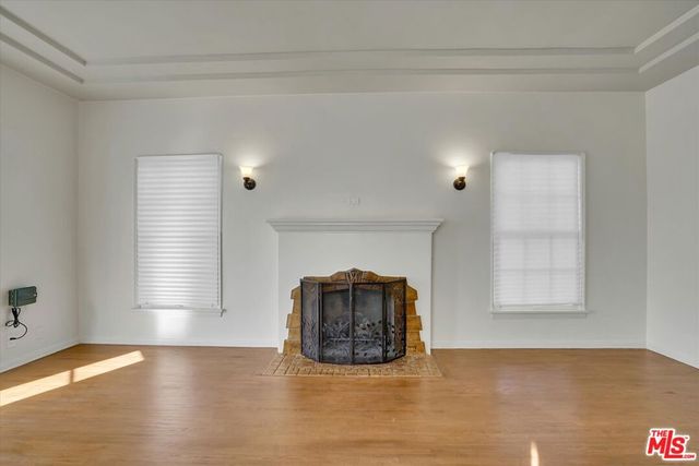 3800 Roxton Avenue, Los Angeles, CA 90008