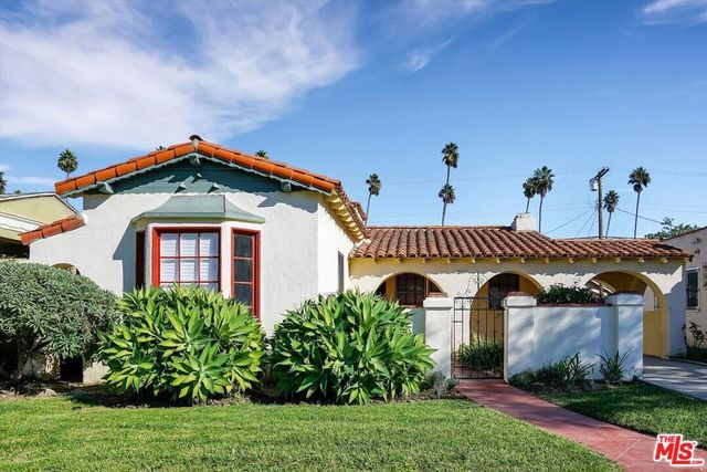 3800 Roxton Avenue, Los Angeles, CA 90008