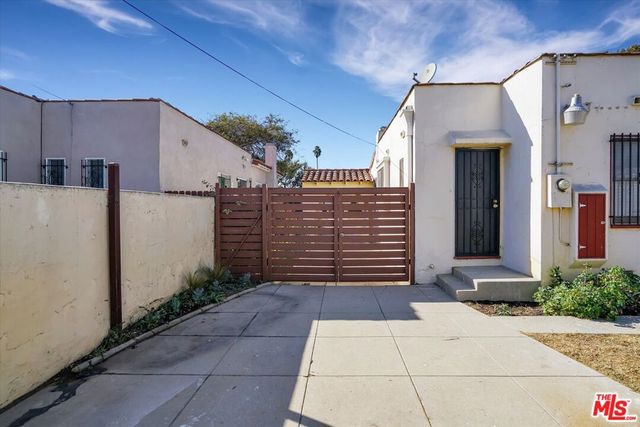 3800 Roxton Avenue, Los Angeles, CA 90008