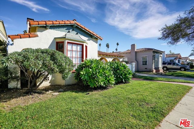 3800 Roxton Avenue, Los Angeles, CA 90008