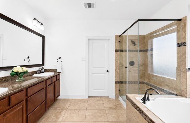 2525 Quick Fort DR, Leander, TX 78641