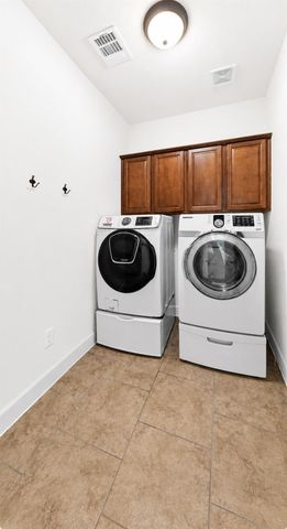 2525 Quick Fort DR, Leander, TX 78641