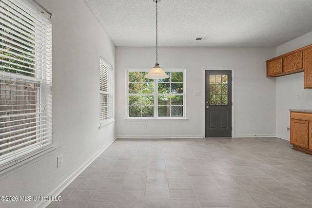 9903 White Poplar Drive, Olive Branch, MS 38654