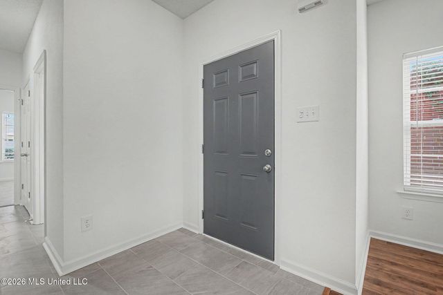 9903 White Poplar Drive, Olive Branch, MS 38654
