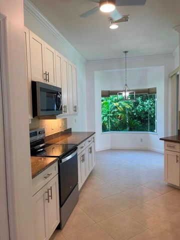 798 SW Munjack Circle, Port St Lucie, FL 34986