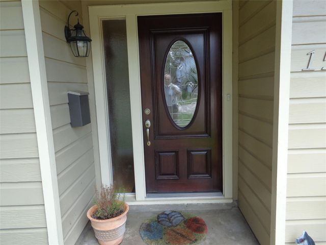 1551 Hewitt Drive, Houston, TX 77018