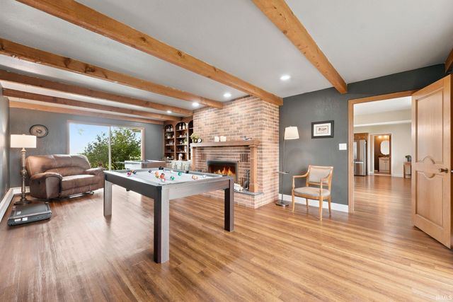 14616 State Road 37, New Haven, IN 46774