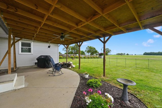 14616 State Road 37, New Haven, IN 46774