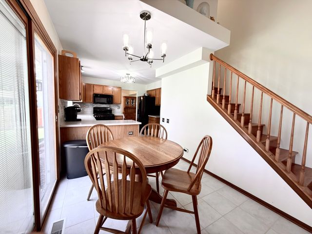 1141 Millcreek Lane, Algonquin, IL 60102