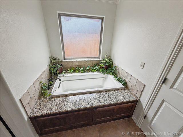 3693 Lexington Avenue, Tahlequah, OK 74464