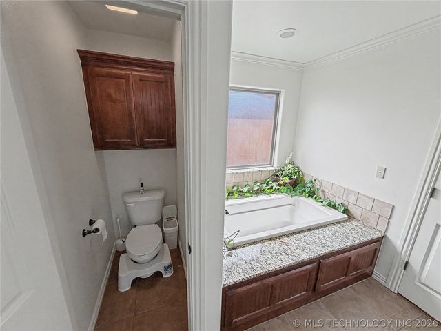 3693 Lexington Avenue, Tahlequah, OK 74464