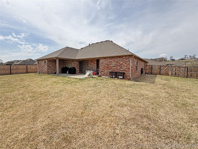 3693 Lexington Avenue, Tahlequah, OK 74464