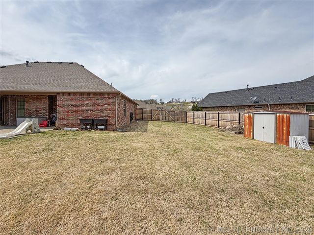 3693 Lexington Avenue, Tahlequah, OK 74464