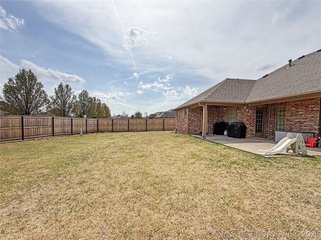3693 Lexington Avenue, Tahlequah, OK 74464