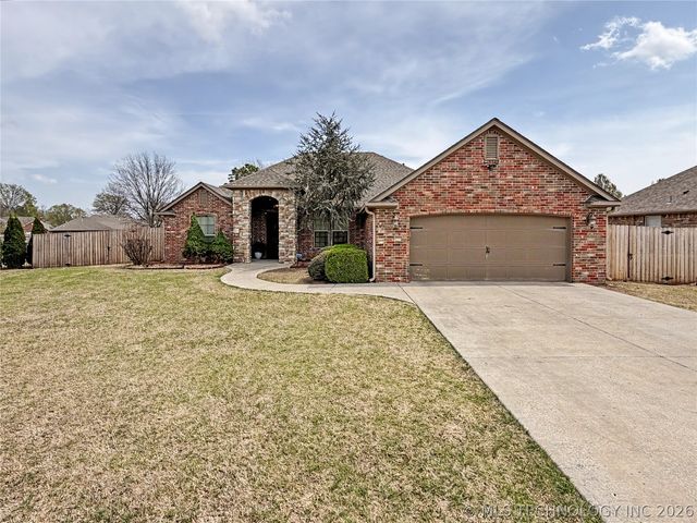 3693 Lexington Avenue, Tahlequah, OK 74464