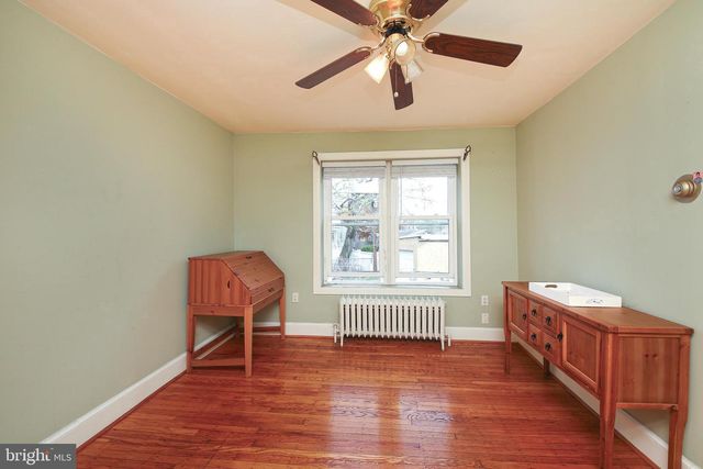 223 PARKSIDE LN, Glenside, PA 19038