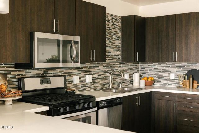 124 W Colorado Street 401, Glendale, CA 91204