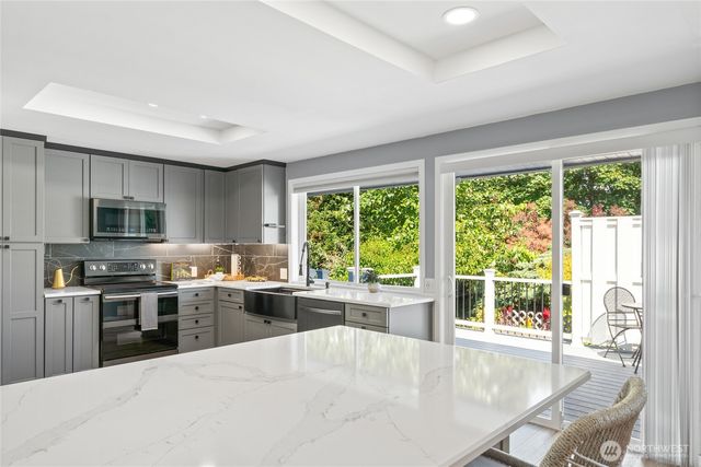 26432 Somerset Lane, Kent, WA 98032