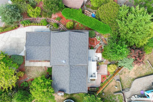 26432 Somerset Lane, Kent, WA 98032
