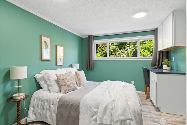 26432 Somerset Lane, Kent, WA 98032