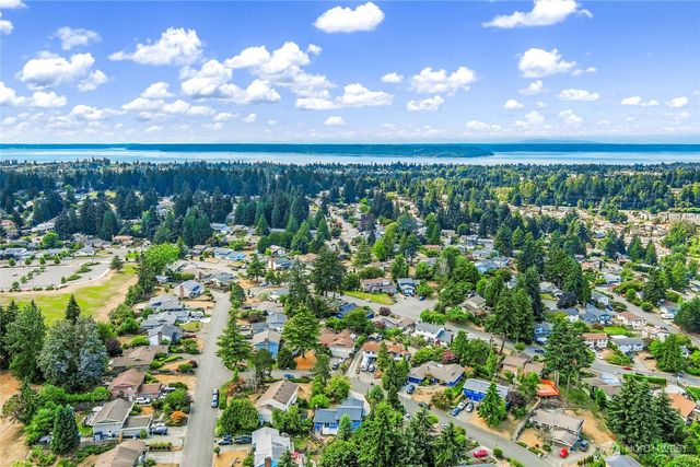 26432 Somerset Lane, Kent, WA 98032