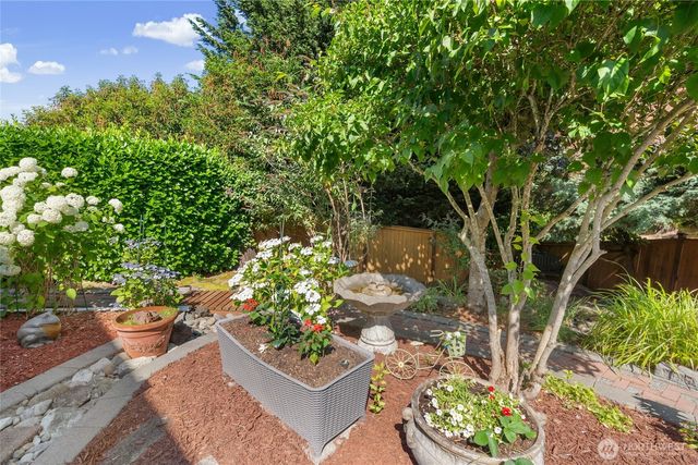 26432 Somerset Lane, Kent, WA 98032