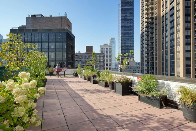 155 W 68th St Apt 1418, New York City, NY 10023