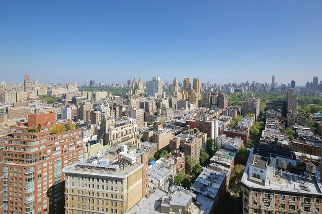 155 W 68th St Apt 1418, New York City, NY 10023