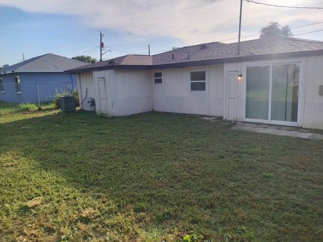 2124 3RD STREET E, Bradenton, FL 34208