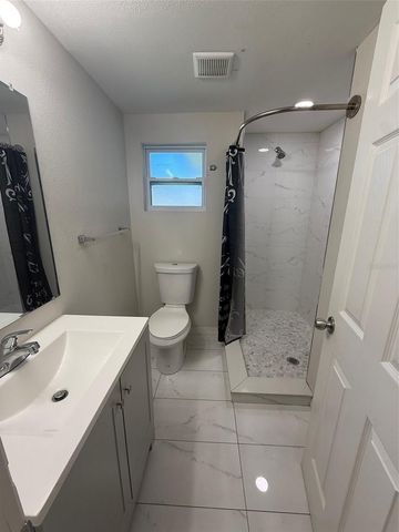 2124 3RD STREET E, Bradenton, FL 34208