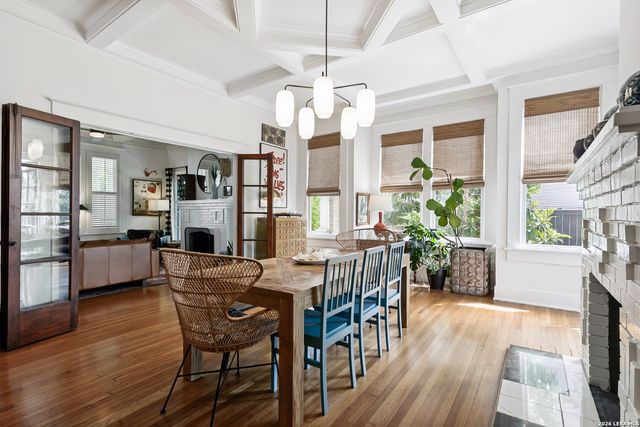 128 W Mistletoe, San Antonio, TX 78212