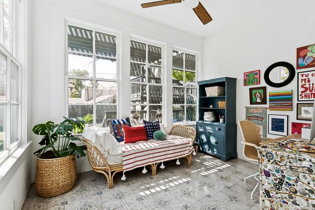 128 W Mistletoe, San Antonio, TX 78212