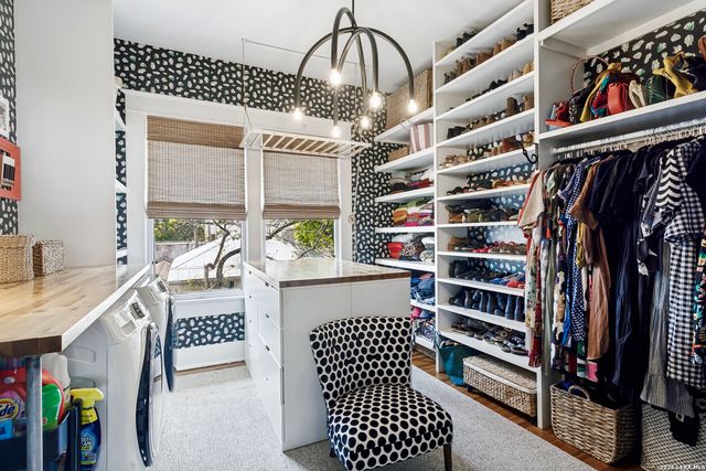 128 W Mistletoe, San Antonio, TX 78212