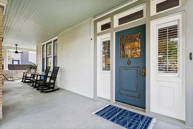 128 W Mistletoe, San Antonio, TX 78212