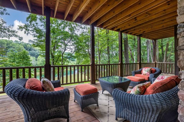 20572 Buena Vista Road, Rockbridge, OH 43149