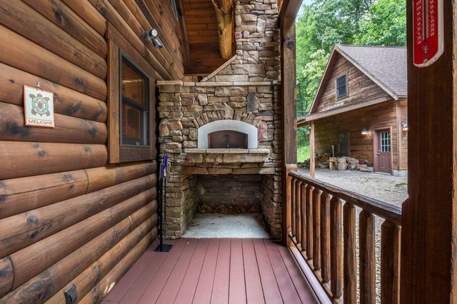 20572 Buena Vista Road, Rockbridge, OH 43149