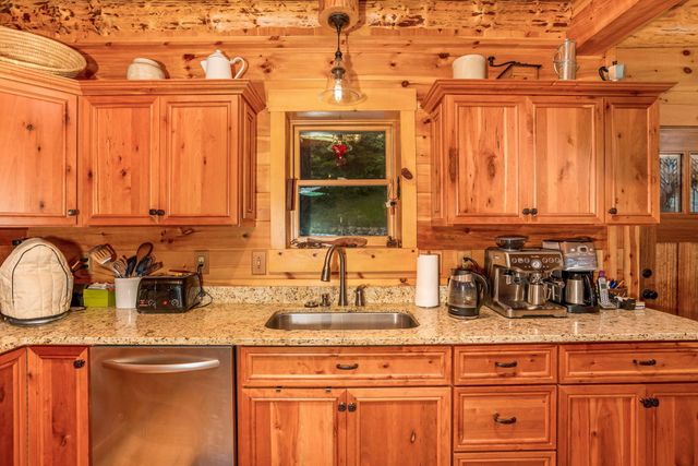 20572 Buena Vista Road, Rockbridge, OH 43149