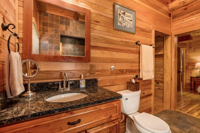 20572 Buena Vista Road, Rockbridge, OH 43149
