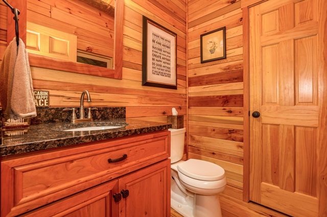 20572 Buena Vista Road, Rockbridge, OH 43149