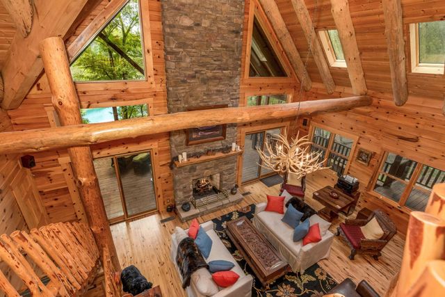 20572 Buena Vista Road, Rockbridge, OH 43149