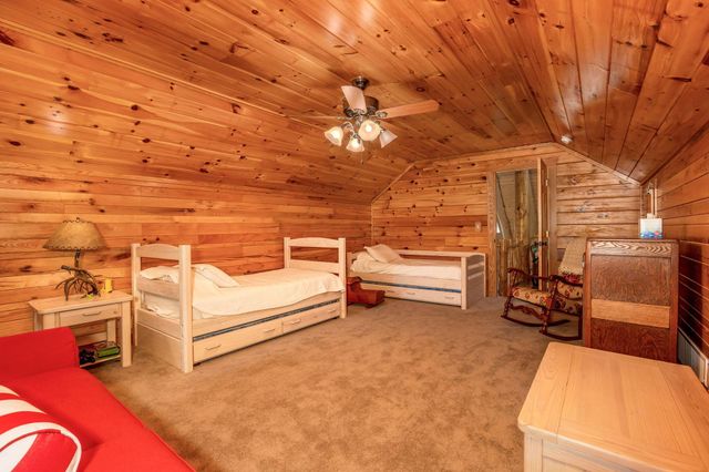 20572 Buena Vista Road, Rockbridge, OH 43149
