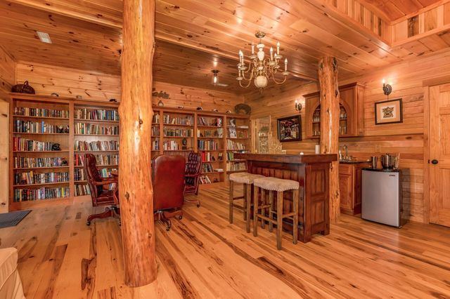 20572 Buena Vista Road, Rockbridge, OH 43149