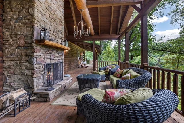 20572 Buena Vista Road, Rockbridge, OH 43149