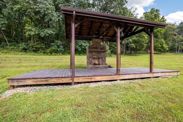 20572 Buena Vista Road, Rockbridge, OH 43149