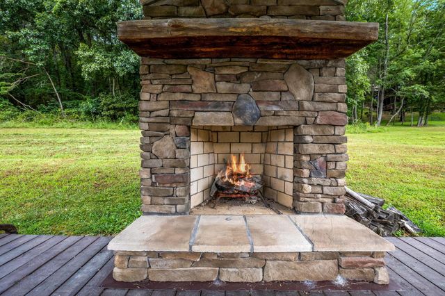 20572 Buena Vista Road, Rockbridge, OH 43149