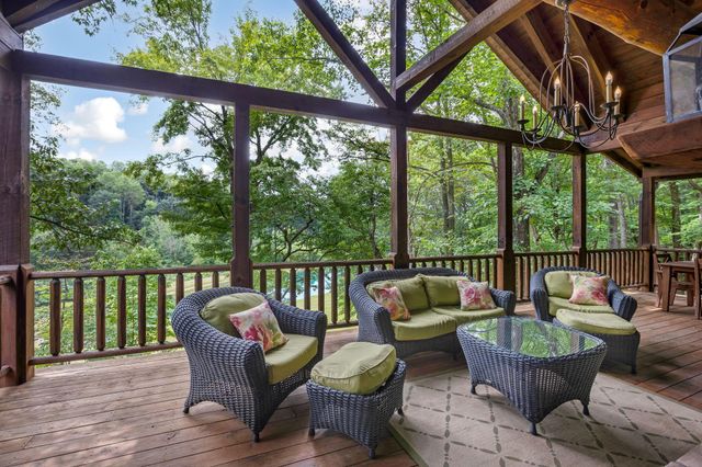 20572 Buena Vista Road, Rockbridge, OH 43149