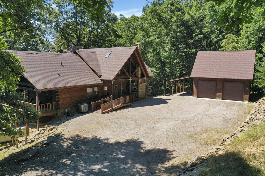 20572 Buena Vista Road, Rockbridge, OH 43149