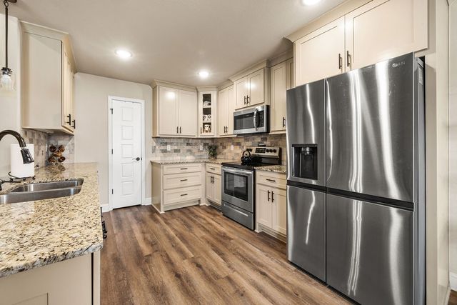 4 Newstead Lane, Bella Vista, AR 72715