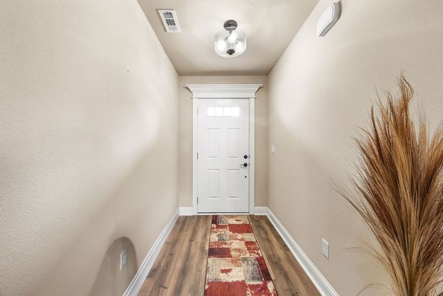 4 Newstead Lane, Bella Vista, AR 72715